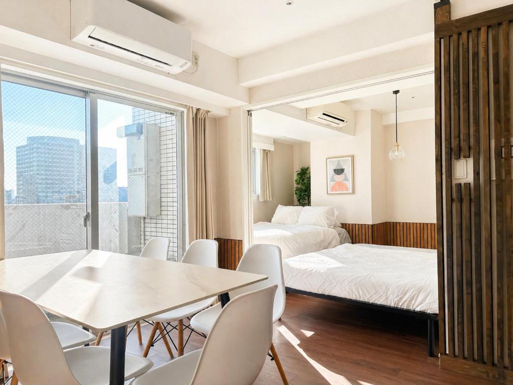 Direct to Shinjuku & Shibuya 50 sqm Apartment Sleeps 6