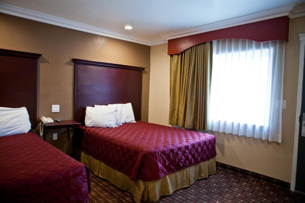 Budget Inn Anaheim near Disneyland Drive photo