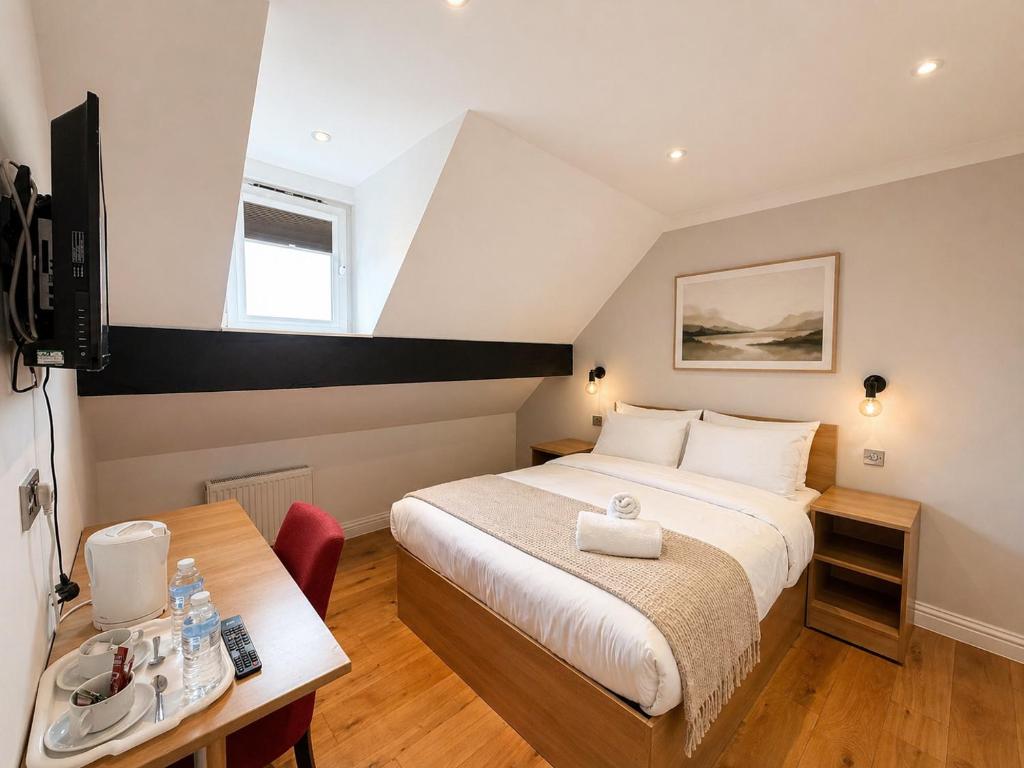 The Gables Aparthotel by Yoko Property - Family Room With Private Bathroom