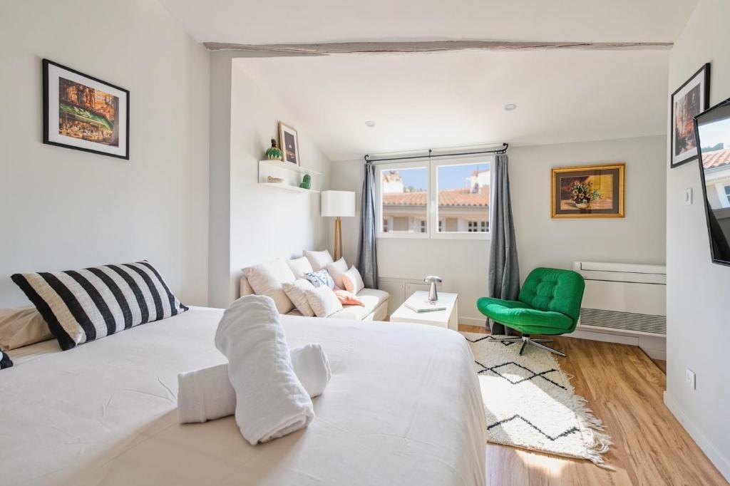 Appartement lumineux et climatisé hyper centre Aix