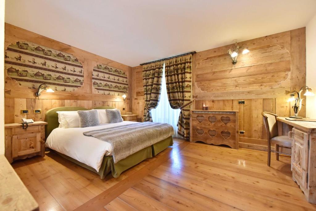 Postel nebo postele na pokoji v ubytování Hotel La Rouja