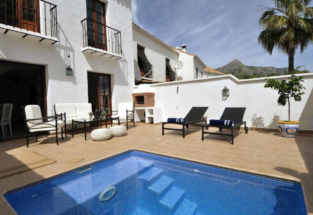 Townhouse in Nueva Andalucia