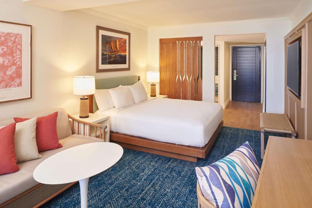 OUTRIGGER Reef Waikiki Beach Resort - 