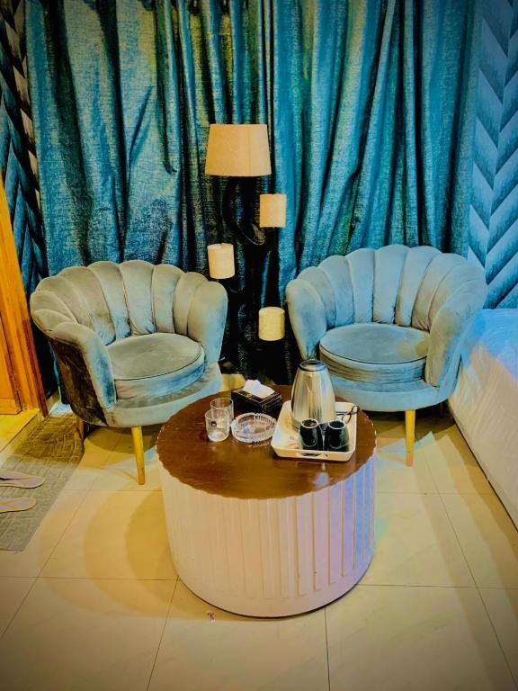 Royal Luxury Hotel Lahore - Komfort-Vierbettzimmer