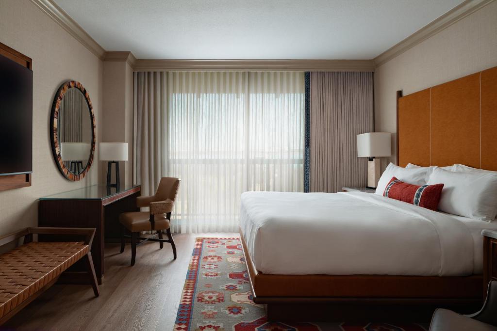 Gaylord Texan Resort and Convention Center - 