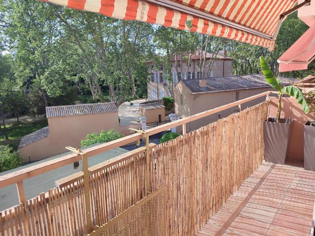 Appartement lumineux avec vue parc Bastide Cézanne, 3 chambres, proche centre Aix