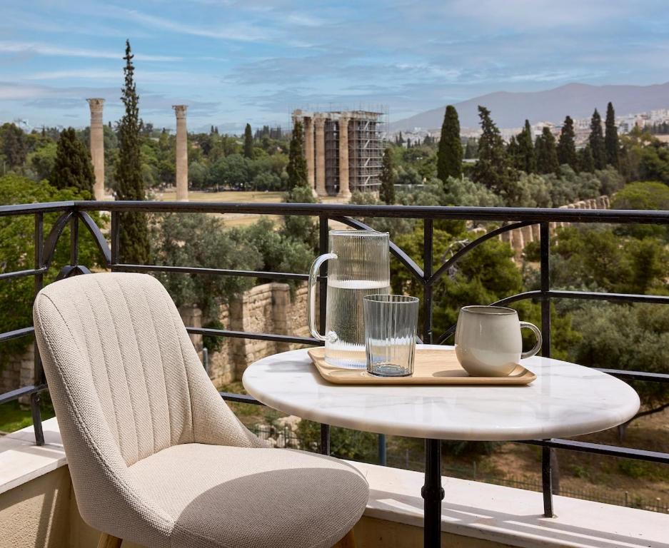 Acropolis Eclectic Residence II