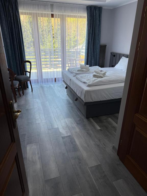 Pensjonat Nad Rzeką - Habitación Doble Con Balcón