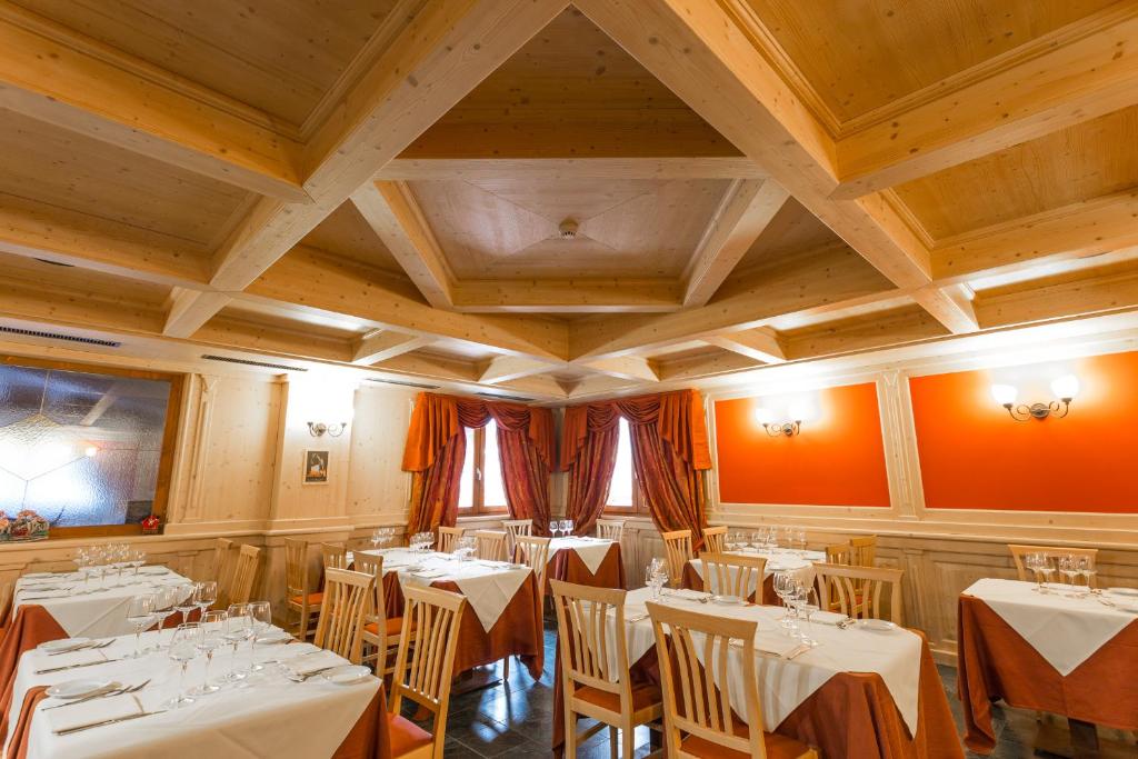 Posezení v ubytování Hotel Arisch