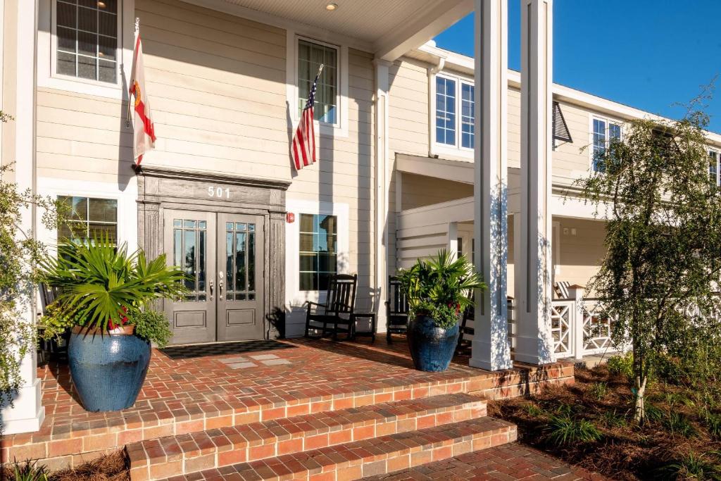 The Port Inn - Port St Joe, an Ascend Collection Hotel photo