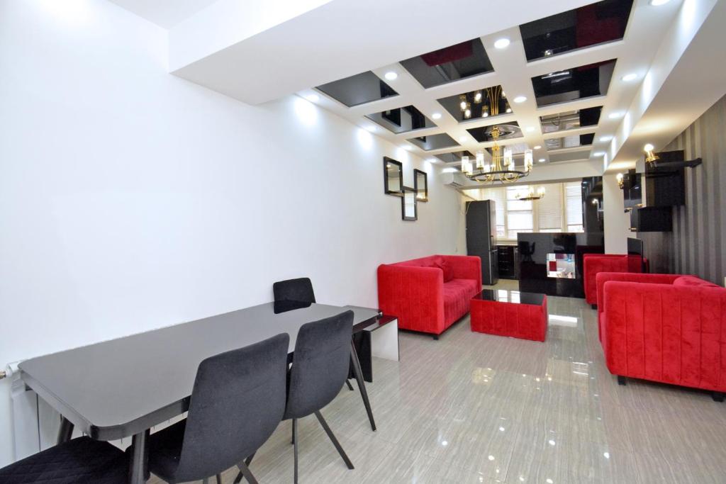 لابی و فضای عمومی Domel Yerevan Hin Yerevantsi - تصویر ۵