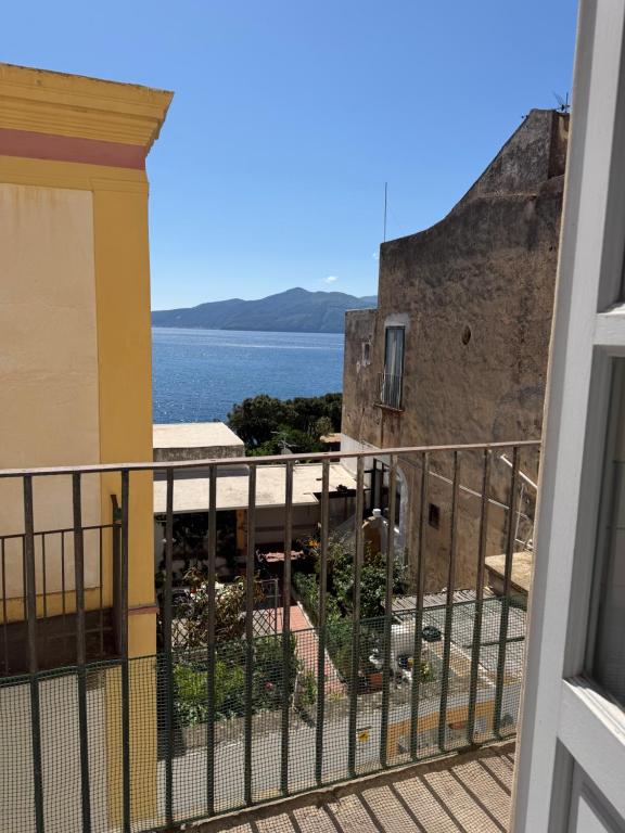 Gallery image of Appartamenti del Comandante in Santa Marina Salina