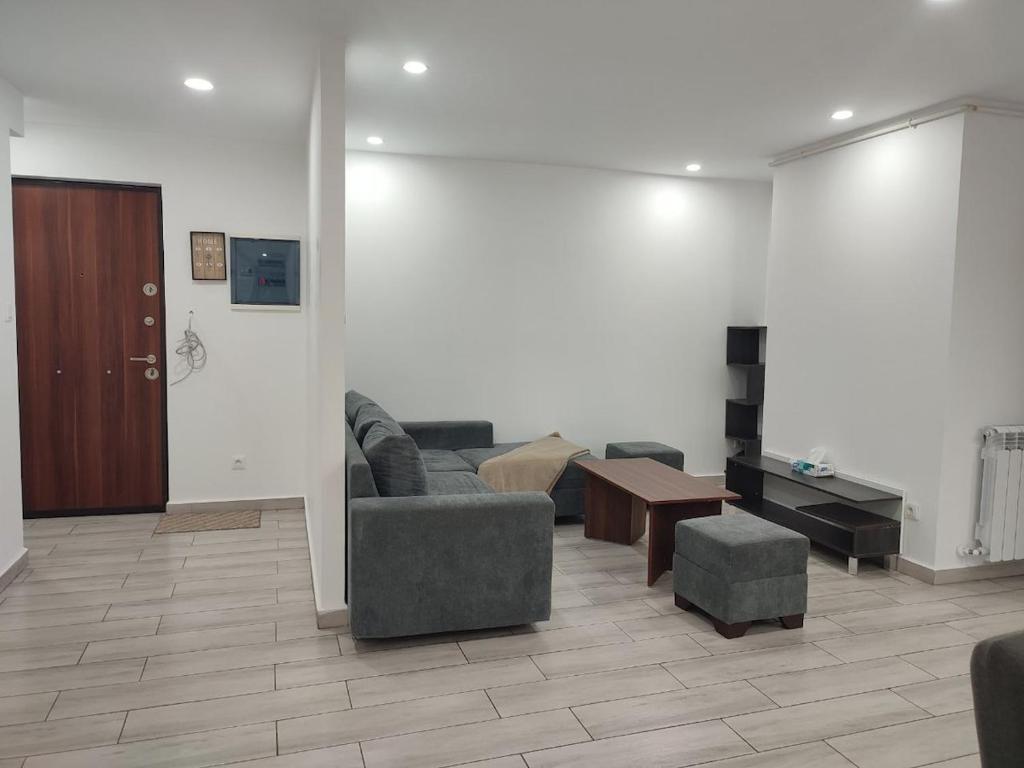 Appartement F3 Riad City Ouled Moussa Alger