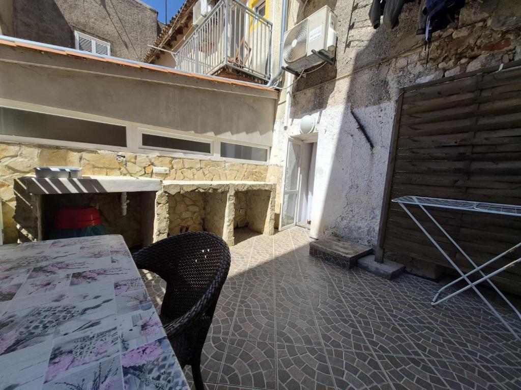 Apartment Sidro — Prekrasan otvoreni prostor sunčane terase