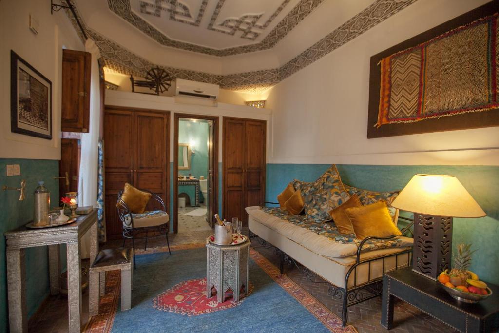 Posezení v ubytování Riad le Clos des Arts