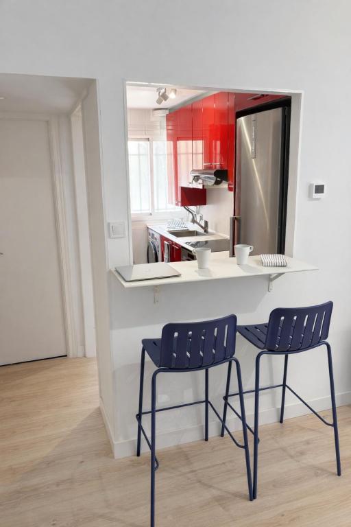 Bright 3BR Apartment with Terrace in Madrid Rio