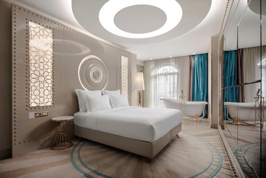 Sura Design Hotel & Suites - 