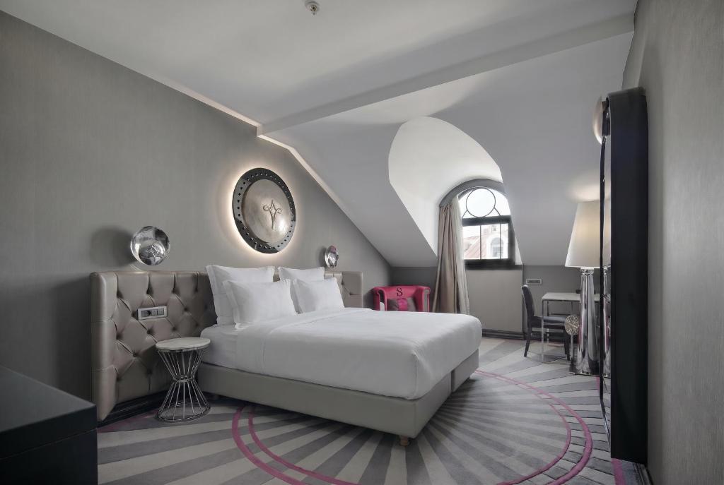 Sura Design Hotel & Suites - 