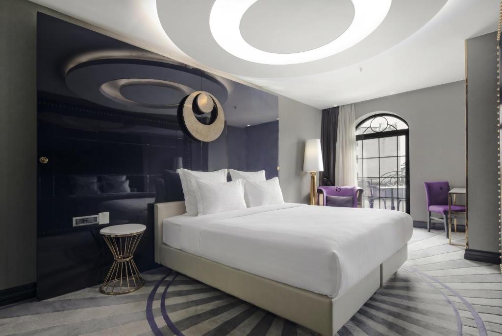 Sura Design Hotel & Suites - 