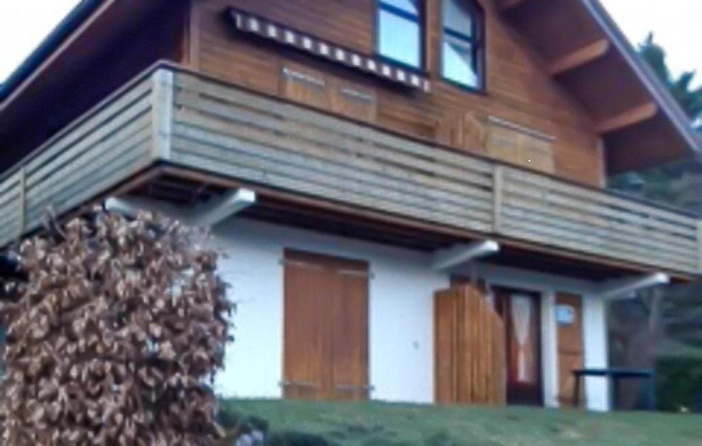 Amazing Apartment In Gerardmer With Lake View
