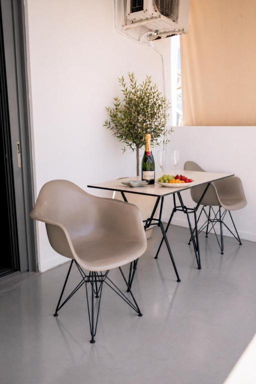 The Minimal Stay Loutraki