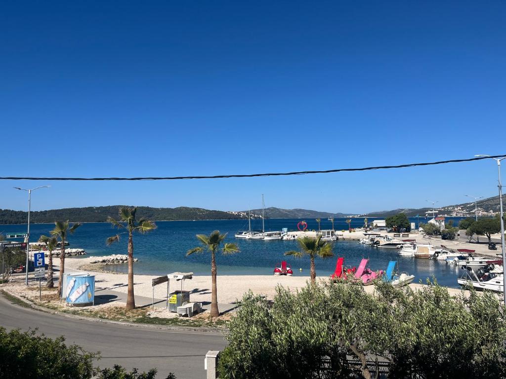Apartment Sorriso - 1ST ROW BY THE BEACH