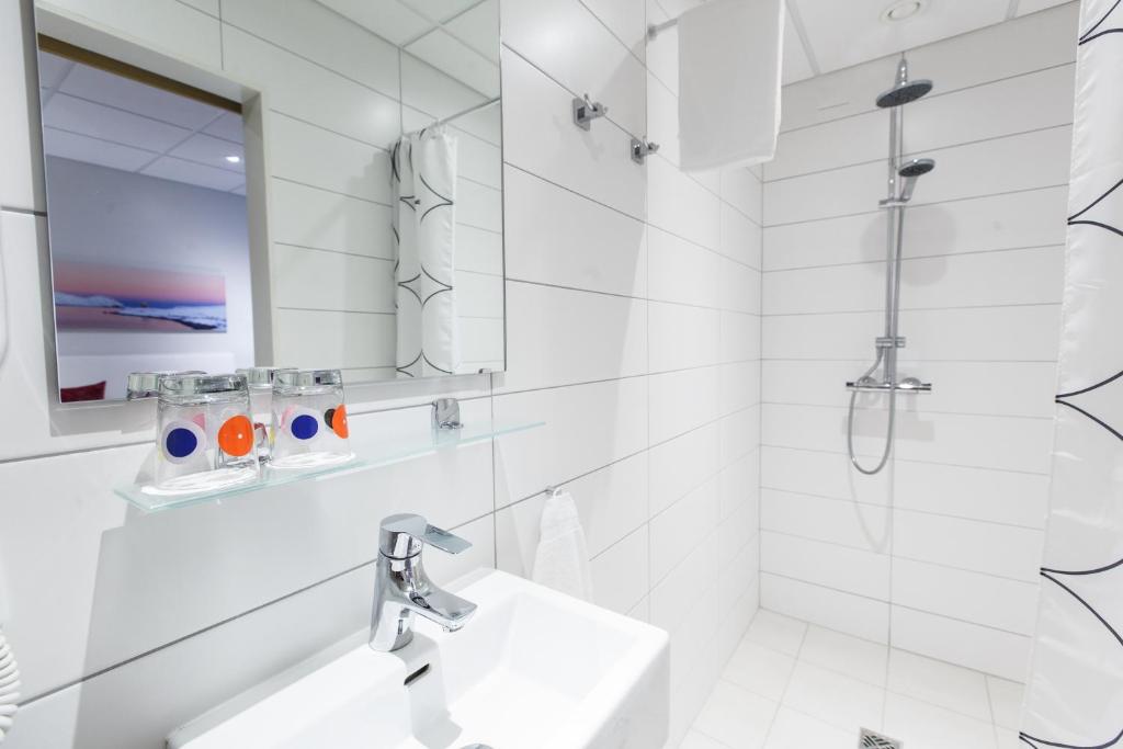 Un baño de Centrum Hotel
