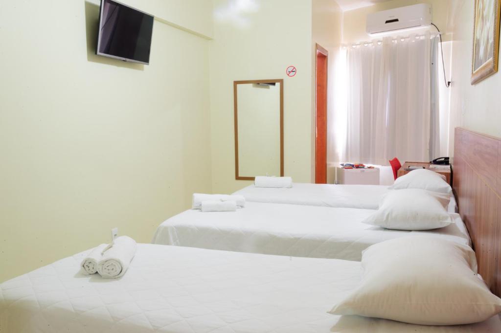  Caravelle Hotel