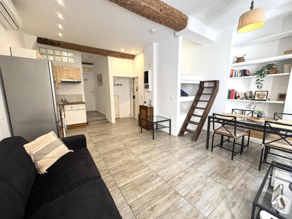 B OT Espace Barillerie 12 - Old Town Promenade des