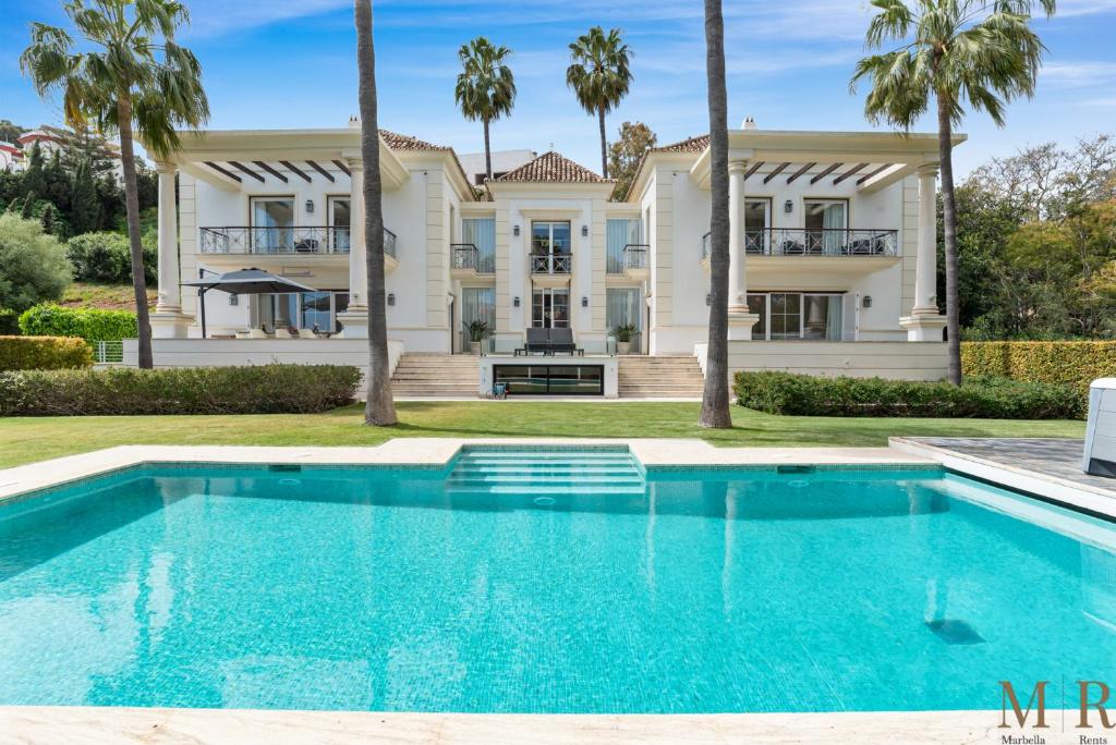 Villa del Este Ref #117