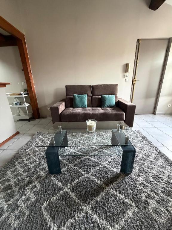 Cozy 1-bedroom apartment 2 minutes from Stalingrad Private parking