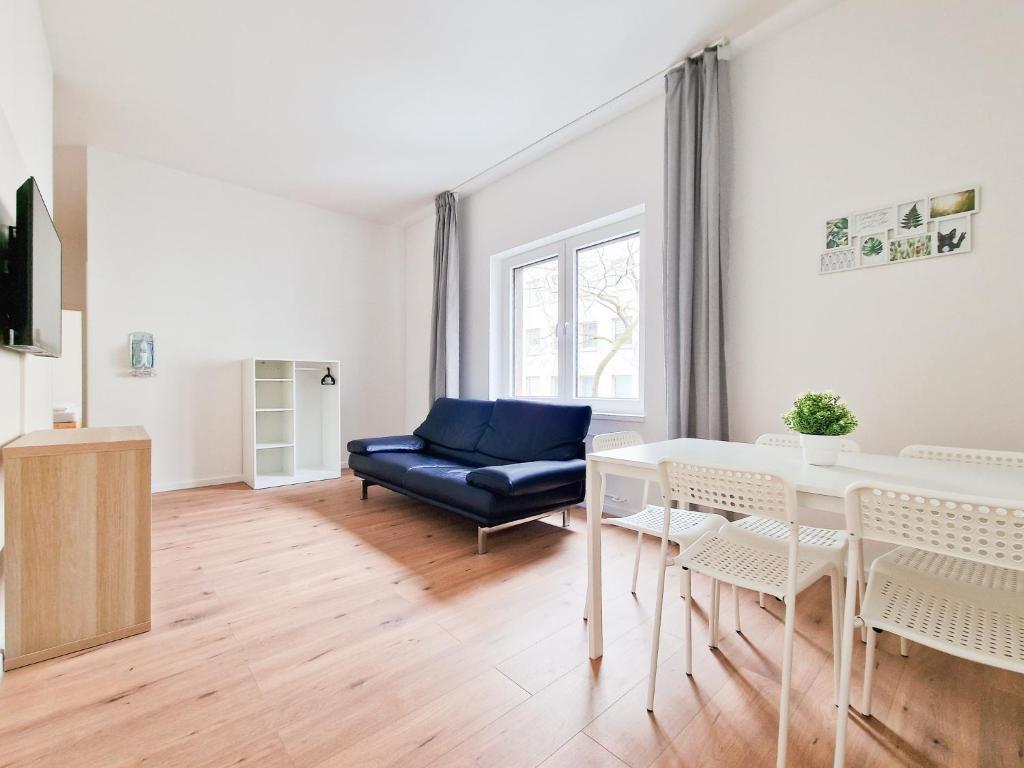 RAJ Living - 2 , 3 and 4 Room Apartments - 25 Min Messe DUS - 