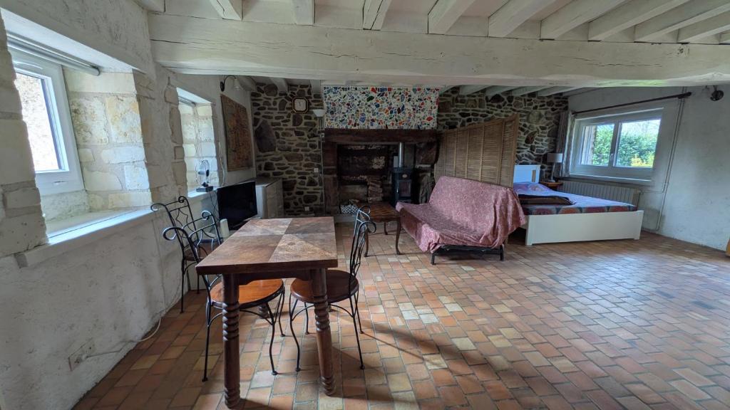 Studio à la campagne en Sarthe - Appartement D'une Chambre