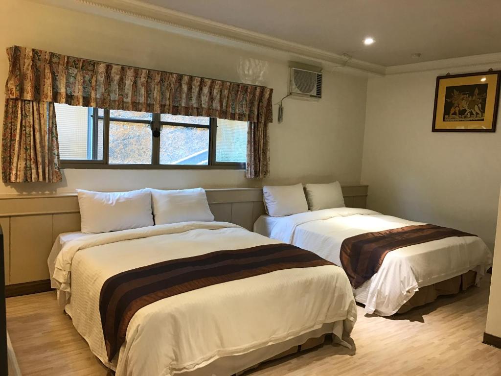 Minren Hotel - Salle Quadruple Standard
