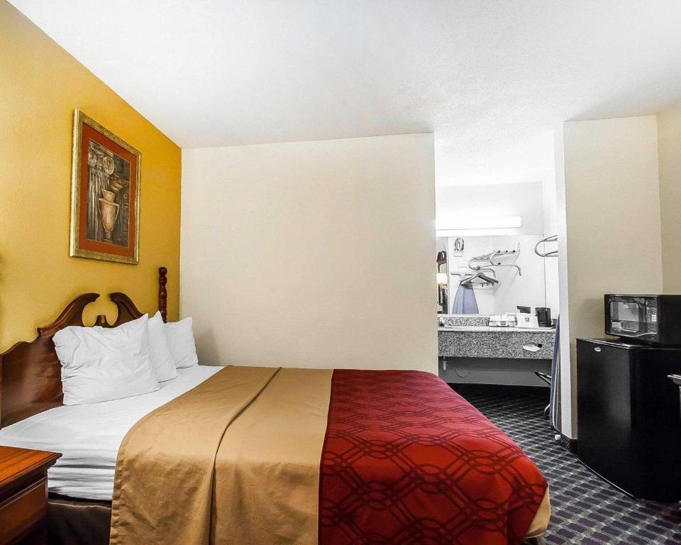 Econo Lodge Dyersburg I-155 - Kamer Met Queensize Bed - Niet-Rokers