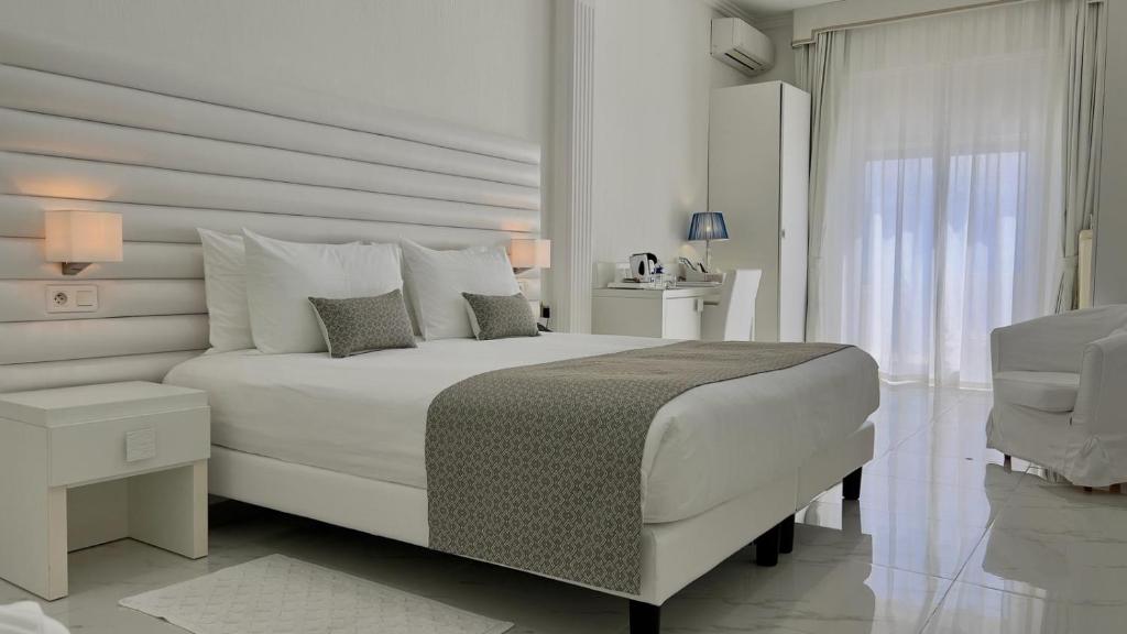 Hotel La Calanque - Suite Avec Baignoire Spa Sur Terrasse