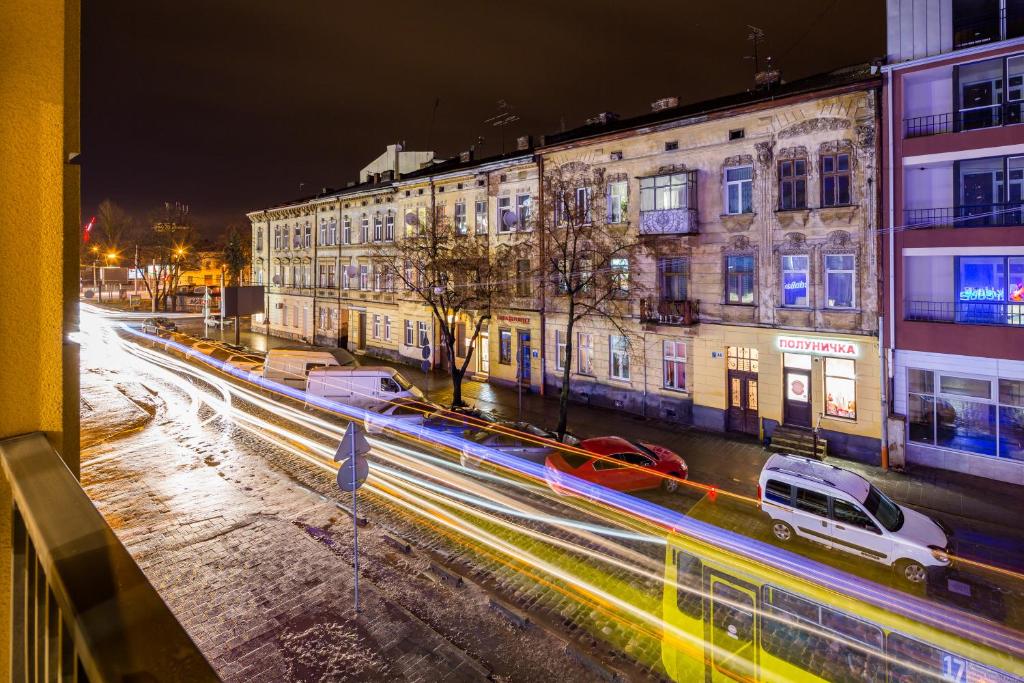 Apartments Alfa Tsekhova 1 - Appartement Met Balkon