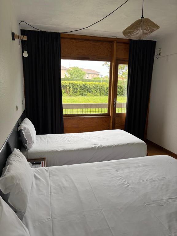HOTEL RESTAURANT CIRIUS - 双床间 - 带阳台