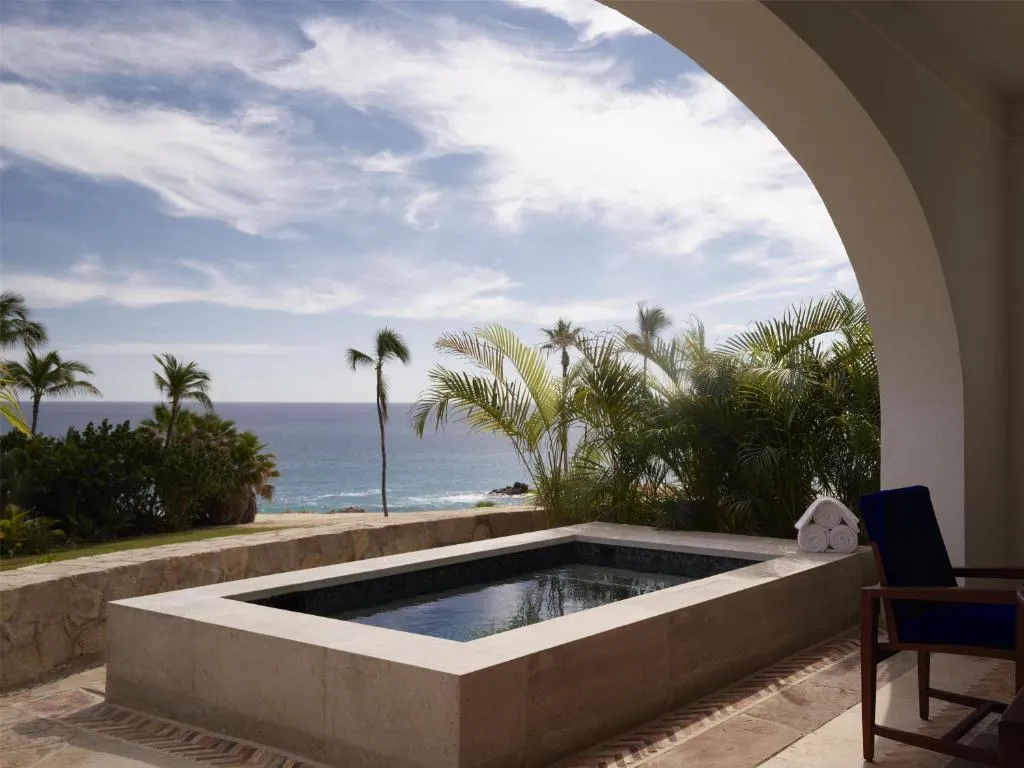 Oceanfront Grand Suite with Plunge Pool