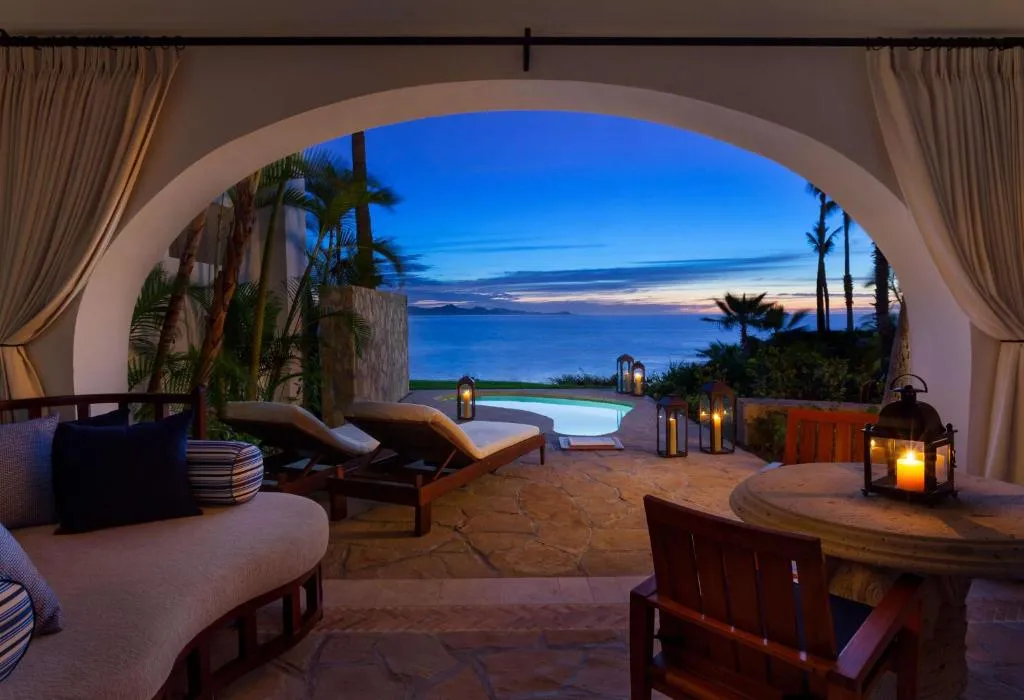 Oceanfront Junior Suite with Plunge Pool