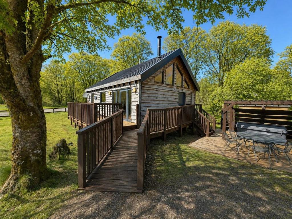 Loch Aweside Forest Cabins - 
