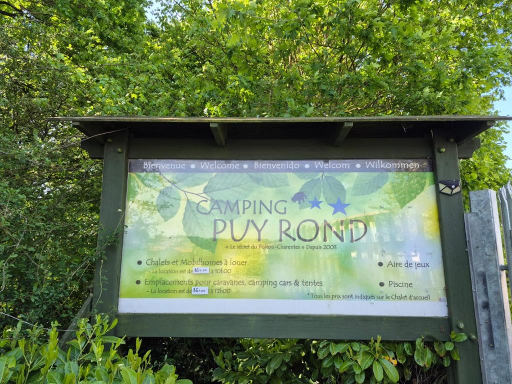 a sign for the winning ply road at Puy Rond Camping in Bressuire