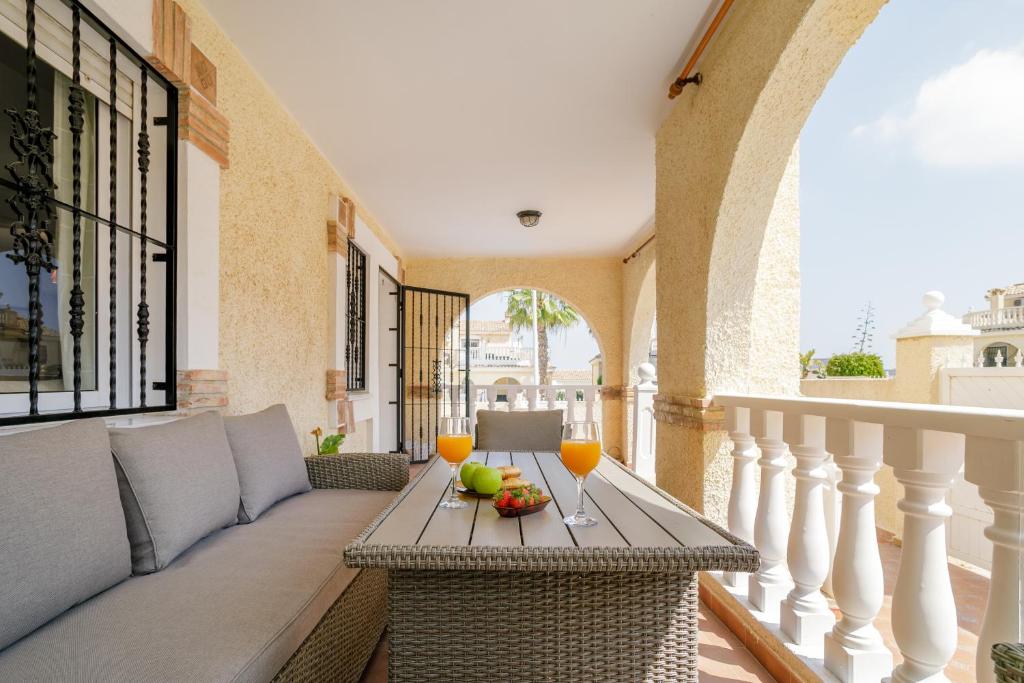 Villa Aledis piscina privada y barbacoa