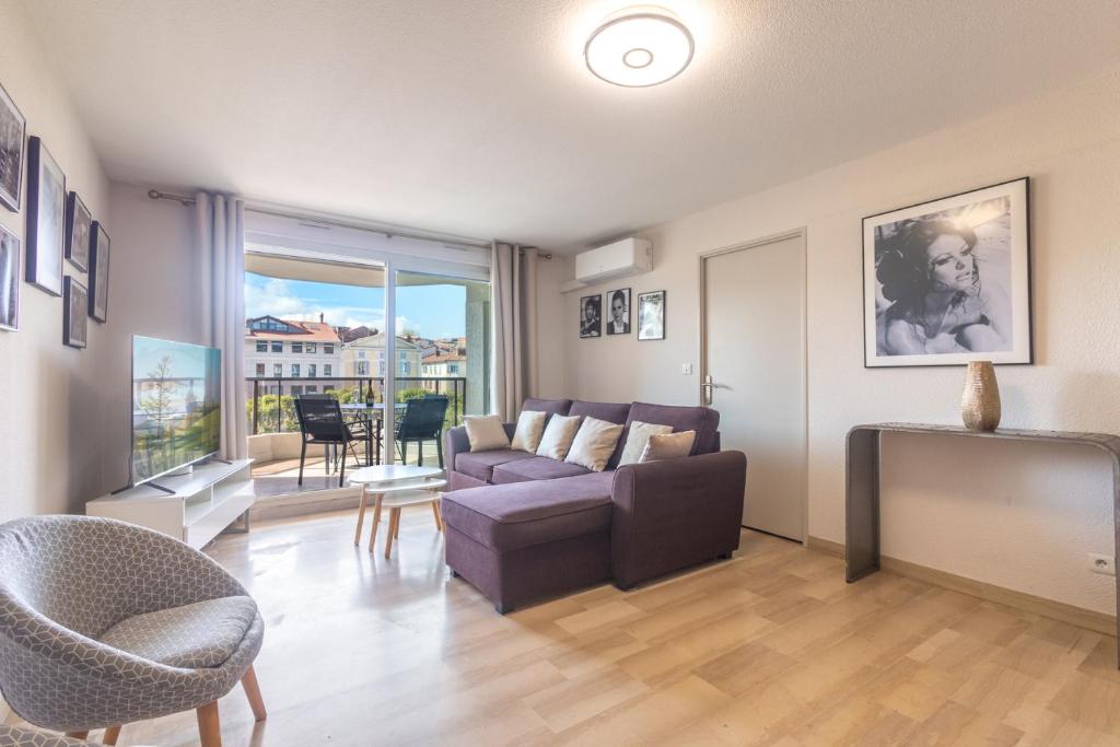 2 Room Terraced Apartment Cannes Centre