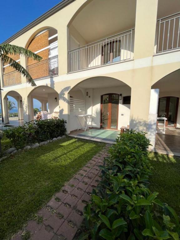 Spiaggia Grande Poseidon Beach Resort
