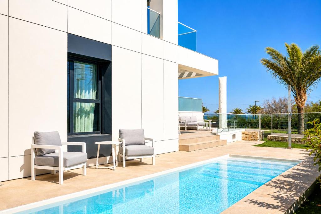 Apartamento Albamar Premium en Dénia primera línea de playa con piscina privada by Family Homes Rentals