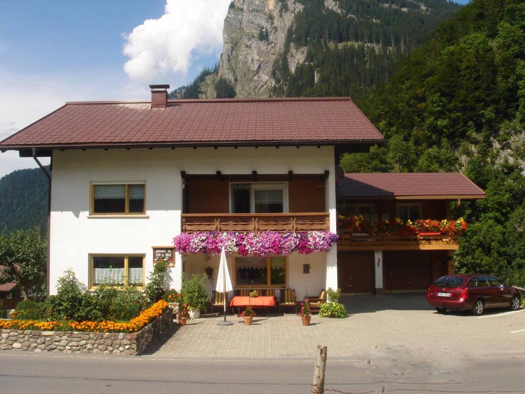 Nespecifikovaný výhled na hory nebo výhled na hory při pohledu z bed and breakfast