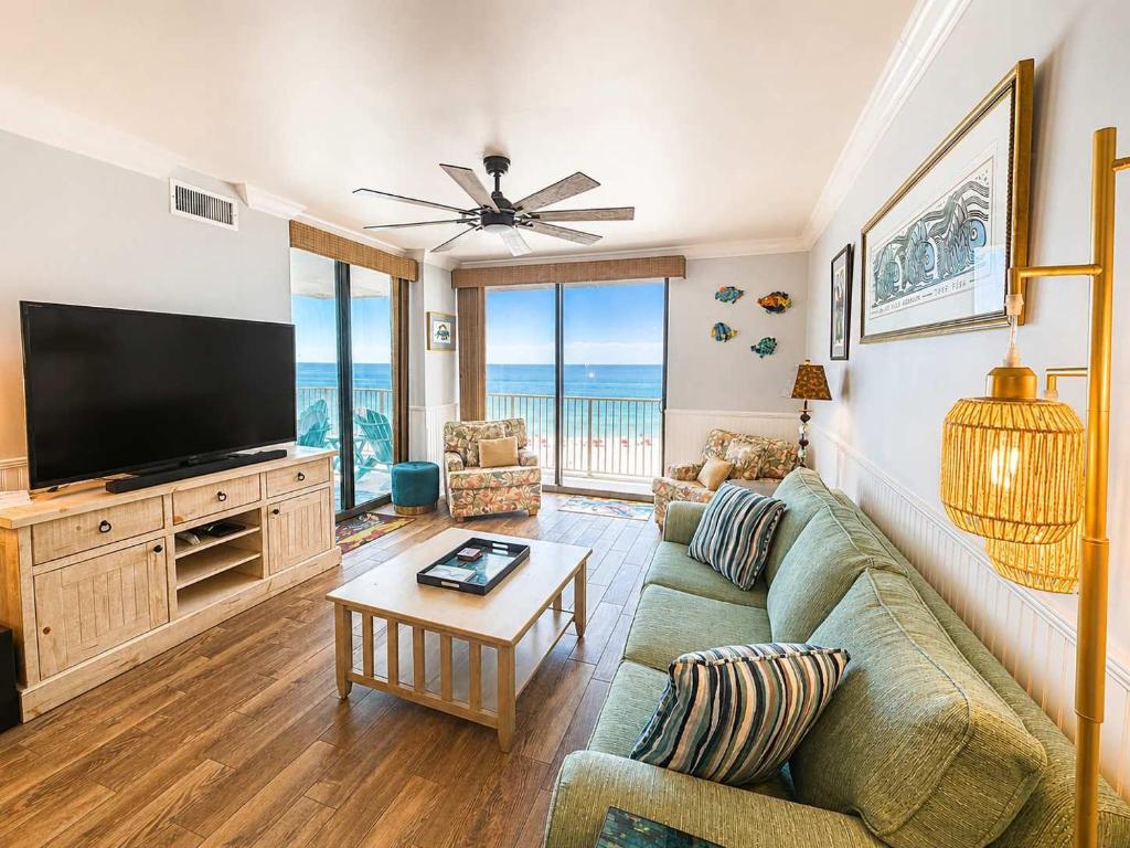 Shoalwater 705- Beach front indoor pool hot tub grill, Gulf Shores & Orange Beach, AL