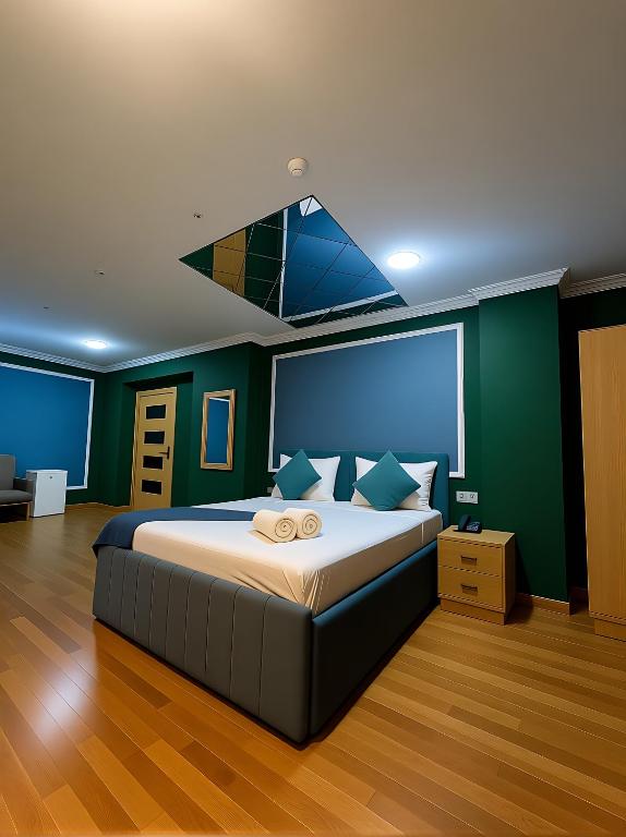 Icon Hotel Baku در باکو
