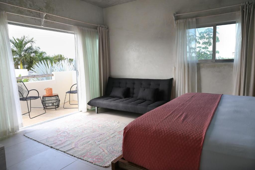 Villas H2O - Penthouse Apartment King Bed